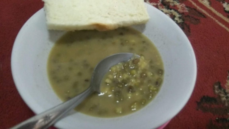 Bubur kacang hijau yang manis. (dok.windhu)