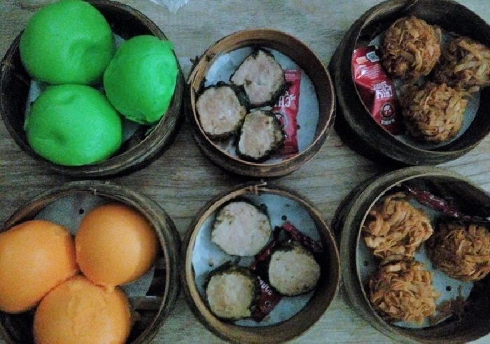 Makanan sehat yang dipesan teman, belum bisa dikatakan asupan nutrisi seimbang (Sumber: dokumen pribadi)