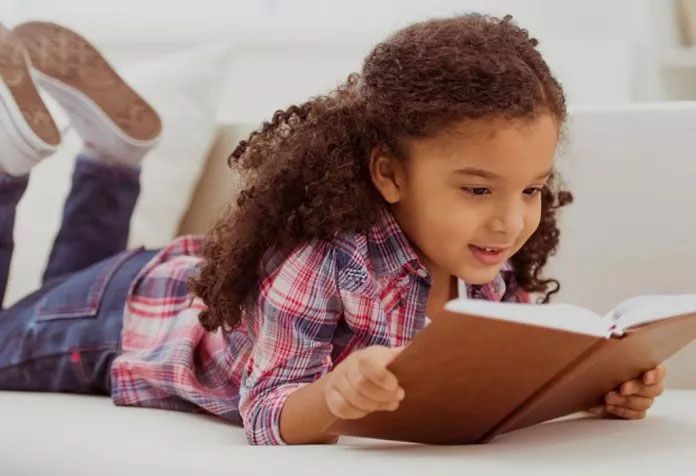Mendorong kegemaran membaca sejak dini di masa anak-anak (Sumber foto: parenting.firstcry.com)