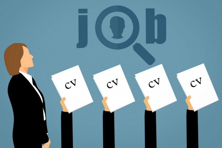 sumber https://www.hipwee.com/list/tips-untuk-jobseeker-di-kala-pandemi-yuk-simak/?hcb=1