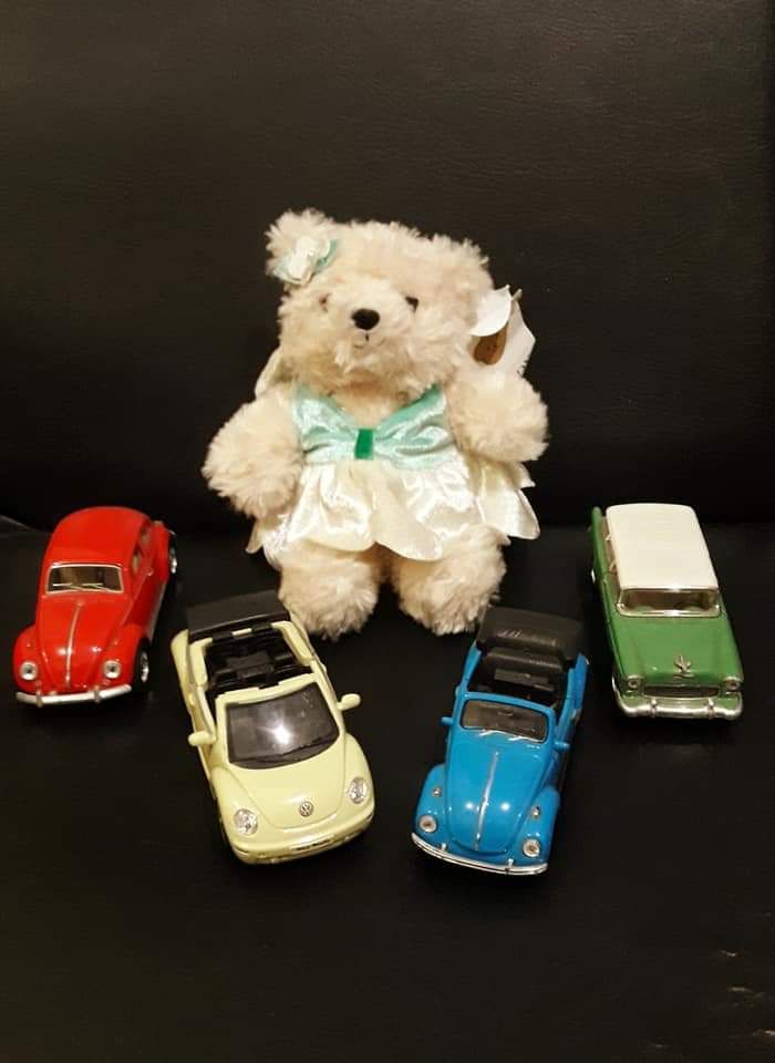 Die cast dan boneka bisa juga jadi foto menarik. (Dokpri)