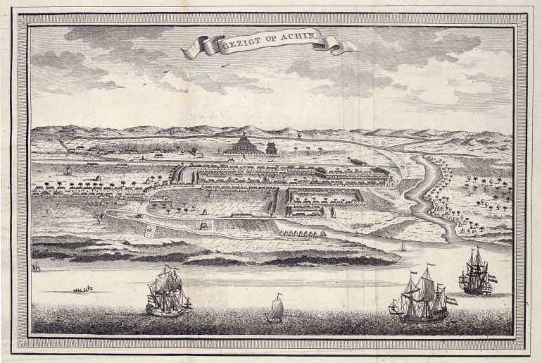 Panorama kota dan Masjid Baiturrahman di abad ke-18. Sumber: the Atlas of Mutual Heritage / wikimedia