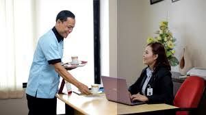 Office Boy Yang Melayani Atasan. Sumber Situs PT Sumber Daya Mandiri