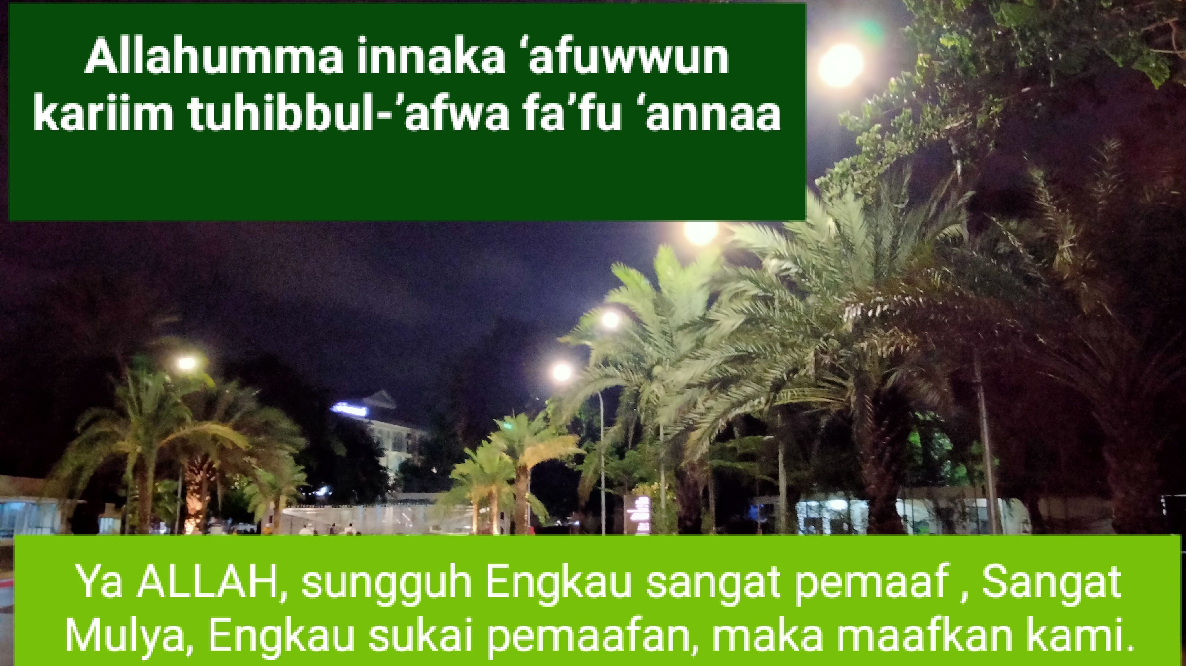 Foto halaman Masjid Istiqlal kala malam dok Pri olahan doa pribadi