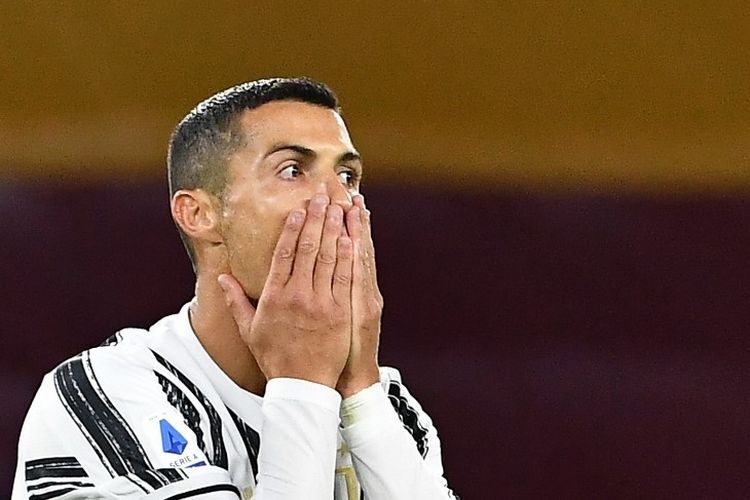 Nasib Cristiano Ronaldo di Juventus mulai menuai sorotan, apakah dia akan bertahan di tim yang berjulukan Nyonya Tua itu?| Sumber: AFP/TIZIANA FABI via Kompas.com