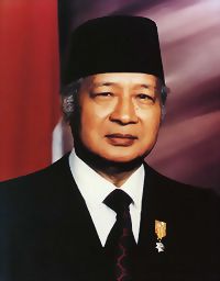 https://id.wikipedia.org/wiki/Soeharto