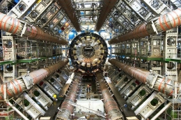 CERN, oleh hisour.com