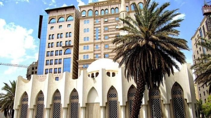 Masjid dan Hotel Utsman bin Affan di Madinah | bincangsyariah.com
