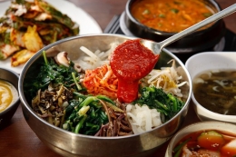 Bibimbap salah satu makanan khas korea. (kompas)