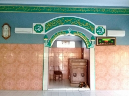Masjid ini dilengkapi dengan pendingin ruangan (Dok. Yusuf)