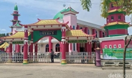 Masjid Cheng Hoo Palembang (sumber: detik.news.com)