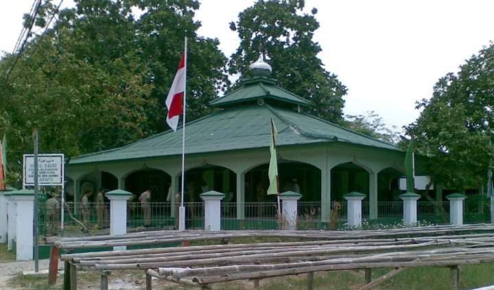 Masjid Nurul Bahri di Pulau Sabira Kepulauan Seribu (Dok. MUIS SUNARYA)