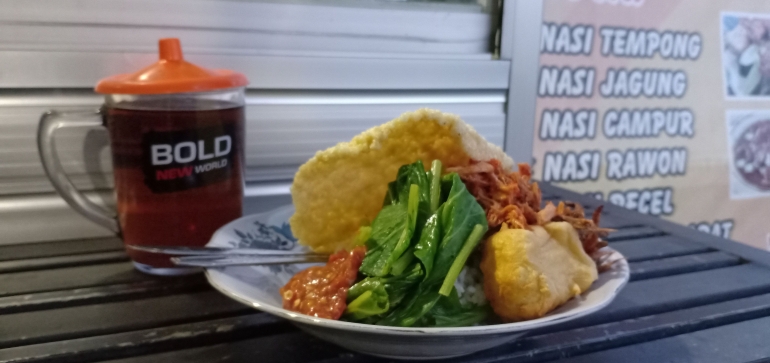 Nasi Tempong dan Teh Hangat-dokpri