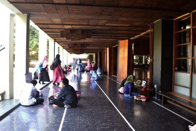 Inilah 3 Hal Paling Berkesan dari Masjid Salman ITB Halaman 1 ...