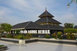 Masjid Agung Demak (dok. Dinas Pariwisata Kab. Demak)