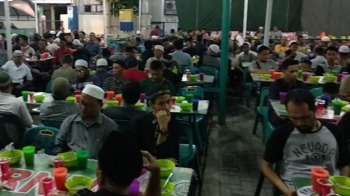 Suasana Buka Sebelum Covid-19 (Dok.medan.tribunnews.com)