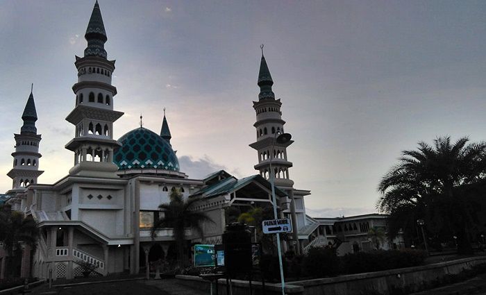 Masjid Al Mujahiddin, masjid Jami' kota kabupaten di kota Selong, Lombok Timur. Dokpri
