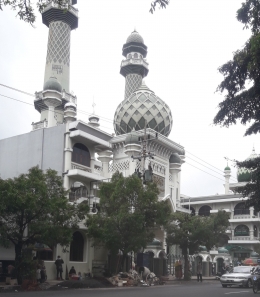Masjid Agung Jami' di Malang tidak begitu ramai saat pandemi (dokpri)