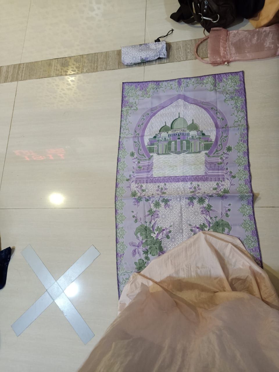 Menerapkan protokol kesehatan dengan ketat (dok.pri)