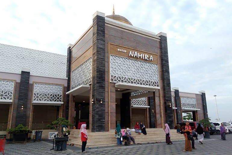 : Masjid Namira di Lamongan, Jawa Timur.(KOMPAS.com/Hamzah)