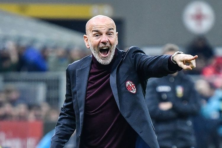 Stefano Pioli baka dipecat AC Milan (AFP via KOMPAS.com)