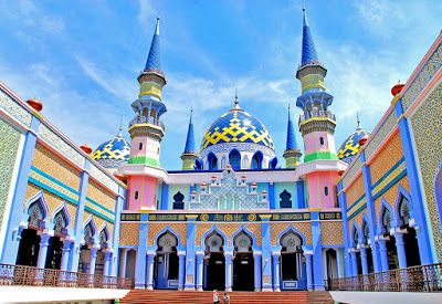 Masjid Agung Tuban pada siang hari, sumber asliindonesia.net