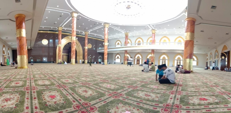 Masjid Agung Al Ikhlas Penajam Paser Utara Tampak Bagian Dalam (Dokpri @AMS99)