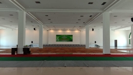 Ruang Serbaguna Terletak di Lantai Dasar Masjid Agung Al Ikhlas PPU (Dokpri @AMS99)