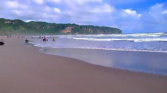 Pantai Parangtritis Yogyakarta / Tribunnews.com