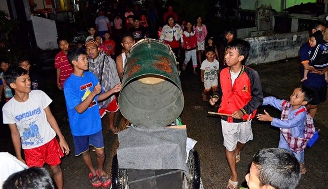 sumber : www.bombastis.com