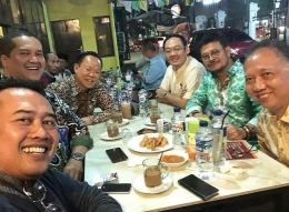 Kongkow-kongkow di warung kopi bersama Menteri Pertanian SYL (dokpri)