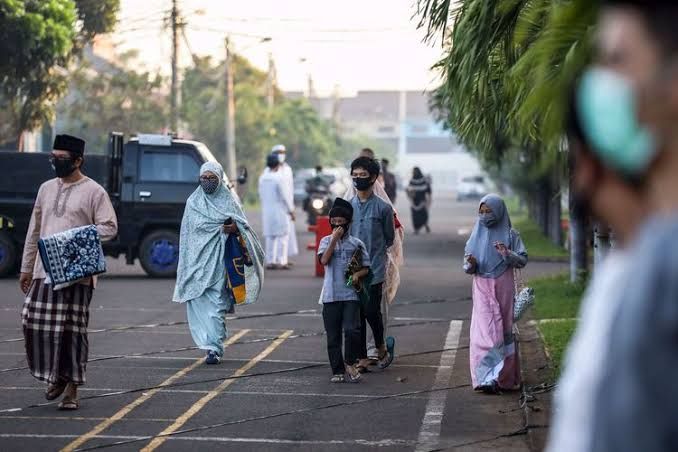 Ketika Tak Ada Lagi Suara Anak-anak di Masjid, Muncul Pertanyaan Bagaimana Kondisi Generasi Muda Saat Itu? - Sumber : regional.kompas.com