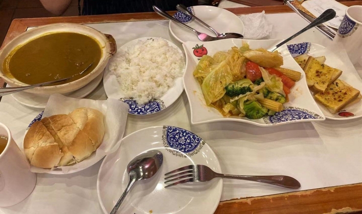 Makanan di salah satu Restoran Portugis di Macau, Dokumentasi Pribadi Alexander F.