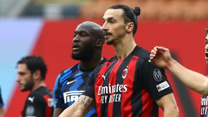 Romelu Lukaku menjadi salah satu tulang punggung kesuksesan Inter Milan meraih Scudetto pada musim ini. Sementara itu, Zlatan Ibrahimovic tetap menjadi andalan penting bagi AC Milan di Liga Italia. Sumber foto: Getty Images via Goal.co