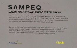 Diskripsi Alat Musik Sape' di Bandara SAMS Sepinggan Balikpapan | @kaekaha