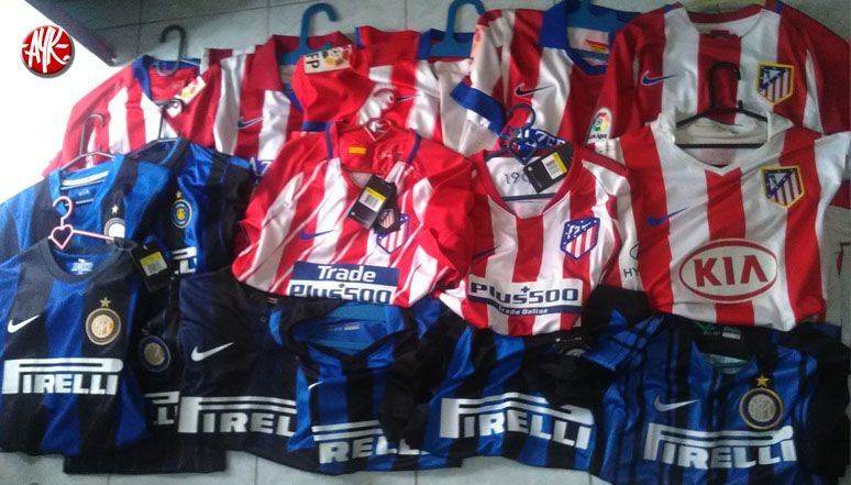 Sebagian koleksi Atletico Madrid dan Inter Milan (Dokumentasi pribadi)