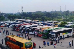 Ilustrasi bus Antar Kota Antar Provinsi (AKAP), sumber: Bisnis.com / youtube