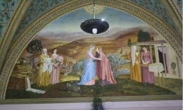 Lukisan pertemuan Bunda Maria dan Elisabeth di Gereja Visitation (dok pribadii)