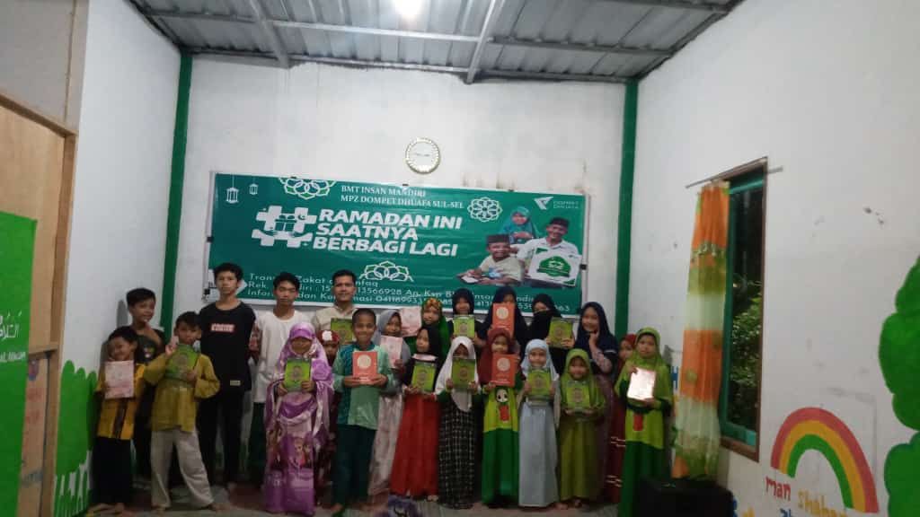 Program Wakaf Al Quran Untuk Santri Binaan (Dok. pribadi)