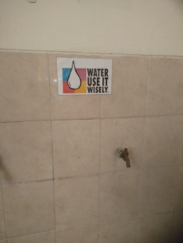 Slogan hemat air | Dokumentasi pribadi