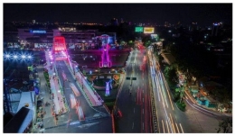 Foto pembanding: tampilan Jembatan Sawunggaling di waktu malam, arah jalan menuju masuk kawasan dalam kota (foto: @sapawargasby)