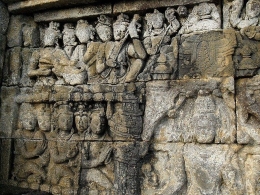 Salah satu relief alat musik di Candi Borobudur (sumber gambar: pixabay.com)