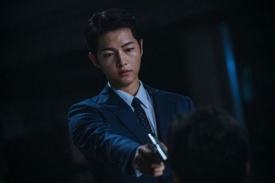 Drama Korea Vincenzo yang mengisahkan anti-villain bernama Vincenzo sebagai tokoh utama. | tvN via Kompas