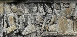 Relief Alat Musik di Candi Borobudur. Sumber: dictio.id