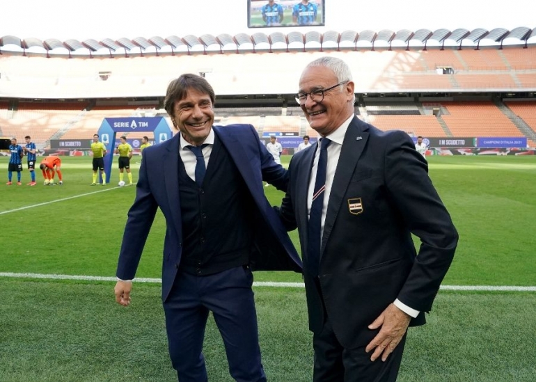Antonio Conte dan Claudio Ranieri saat sesi Guard of Honour. Foto: Inter.it