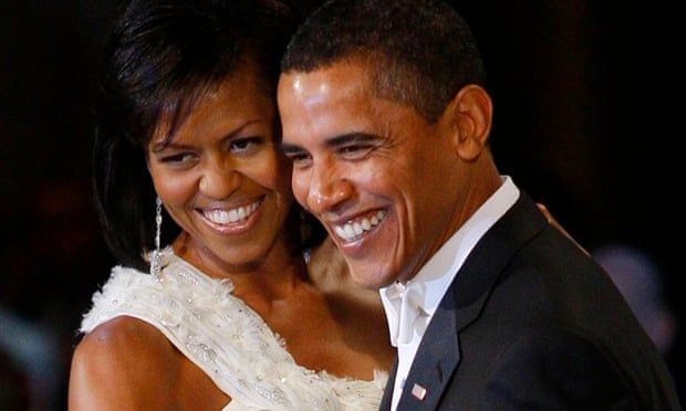 Michelle dan Barack Obama pada pesta pelantikan pada Januari 2009 | Foto : Gary Hershorn / Reuters / Corbis