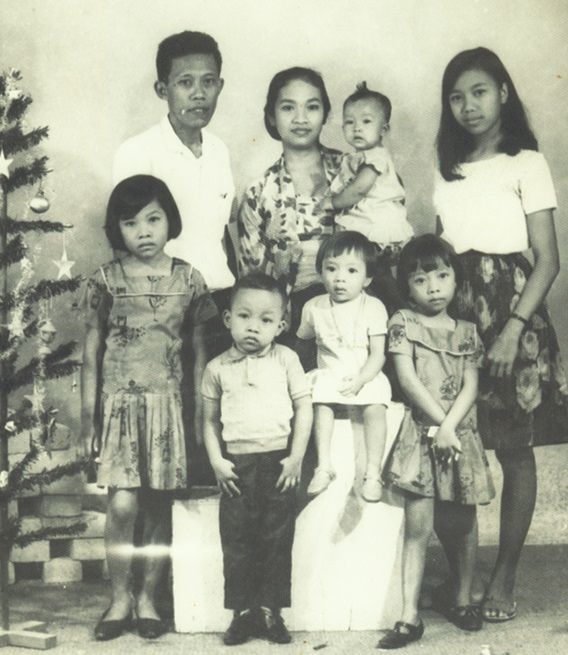 Kenangan Natal dan Idul Fitri di hari yang sama 25 Desember 1969 (dok pri)