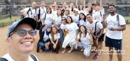 Bersama peserta dari negara lain dalam rangkaian acara Wonderful Indonesia Kemenpar Tahun 2018 di Candi Borobudur. (sumber : www.deddyhuang.com)