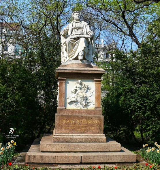 Monumen Franz Schubert di Stadtpark- Wina. Sumber: koleksi pribad