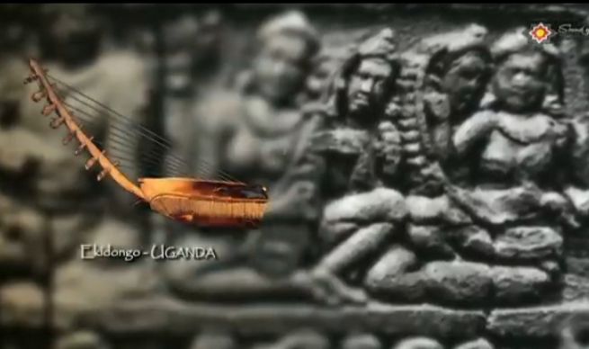 Relief Candi Borobudur menampilkan alat musik mirip dengan yang ada di Uganda (sumber: Youtube.com/Sound of Borobudur)